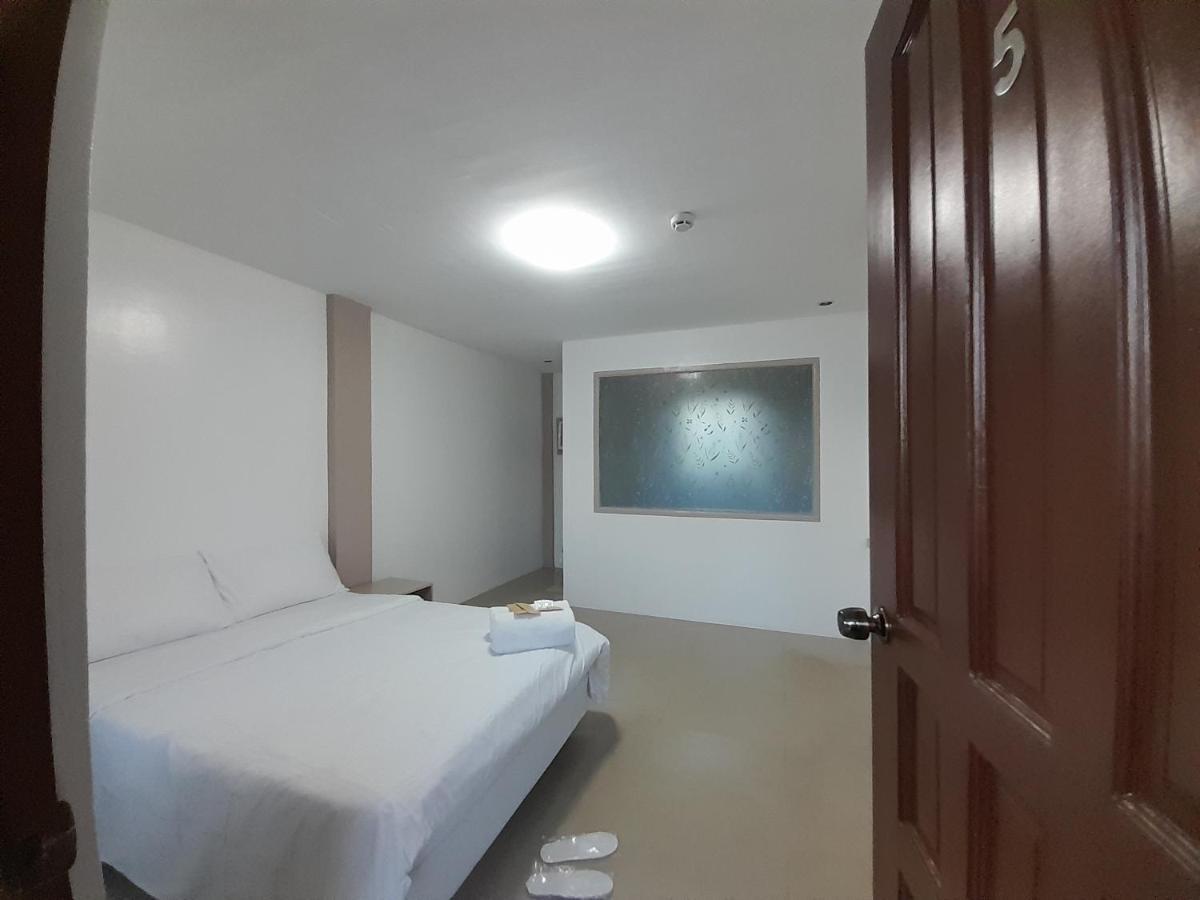 Francisco Resort Panglao Bagian luar foto